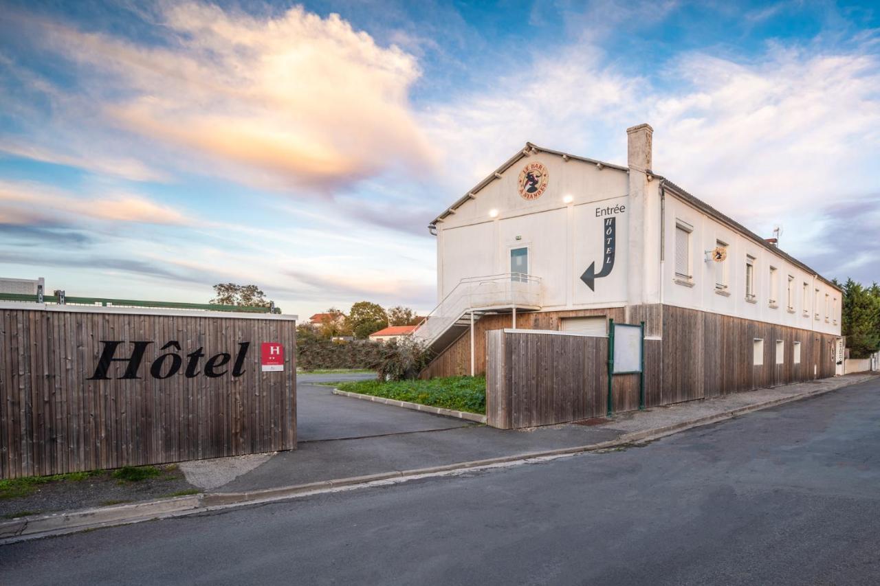 Hotel De La Gare Surgères 外观 照片